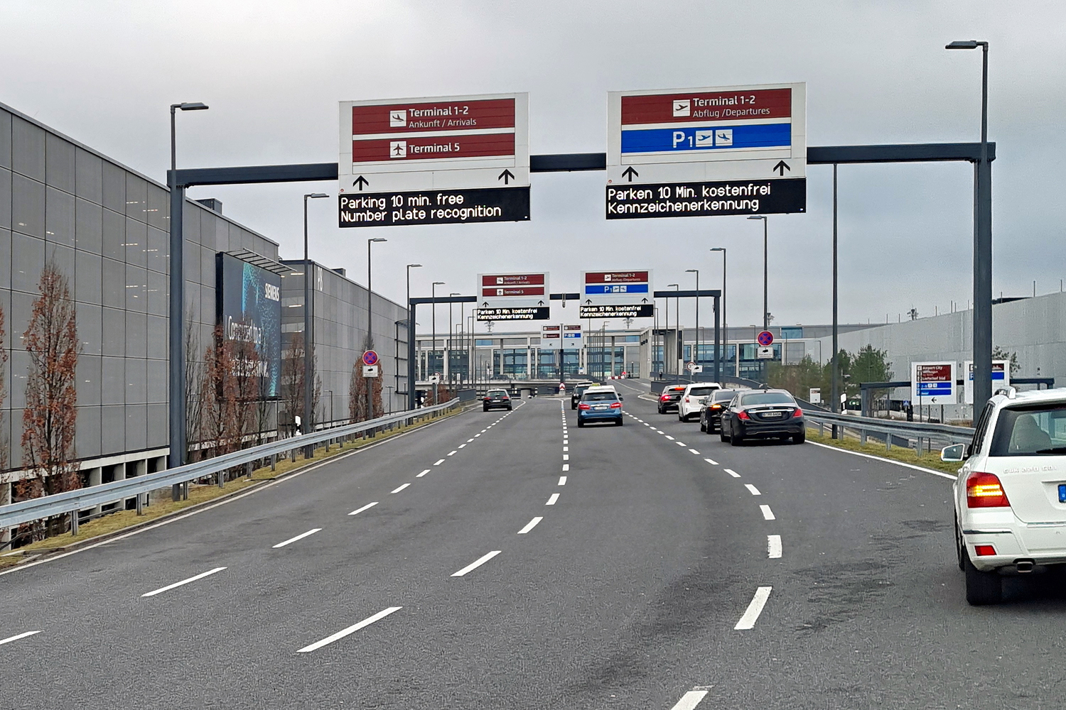 Verkehrsleit- und Informationssystem Flughafen BER