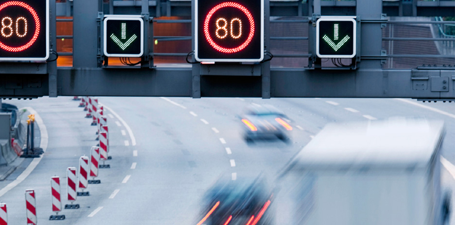 schilderbrücke Autobahn